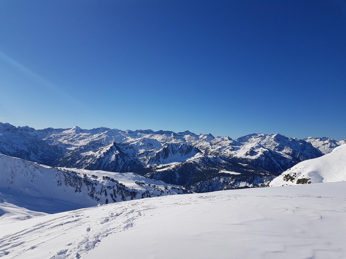 Apartamentos Multibaqueira Бакейра-Берет Экстерьер фото